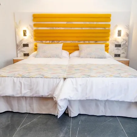 Laguna & لا لاغونا