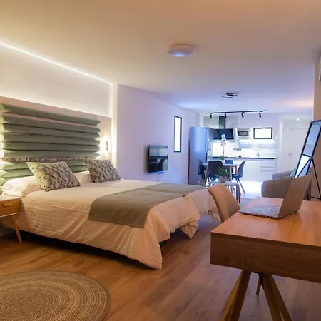 Laguna & Apartment
