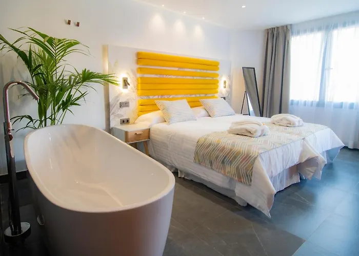 아파트 Laguna & *