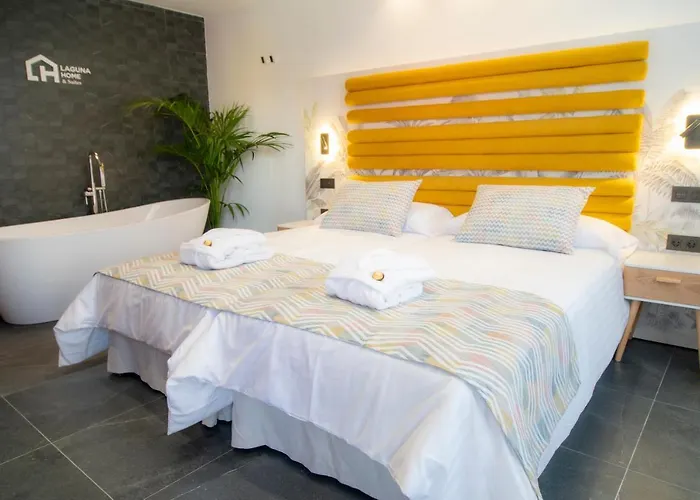 Laguna & サン・クリストバル・デ・ラ・ラグーナ