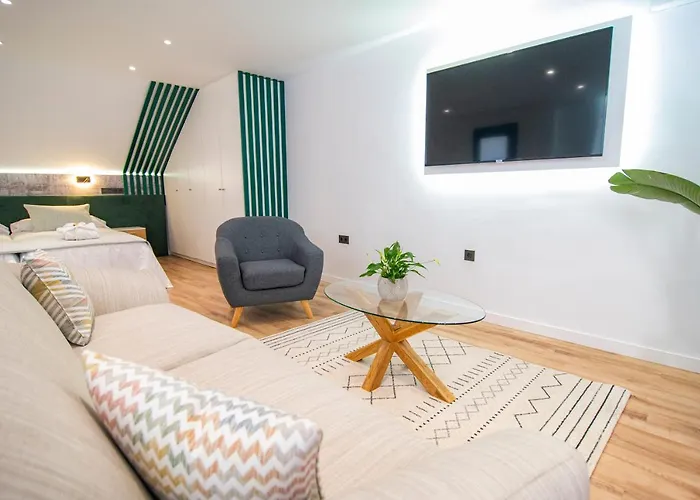 Laguna & * 라 라구나