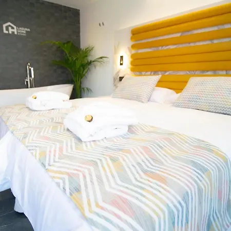 Laguna & Апартаменты *