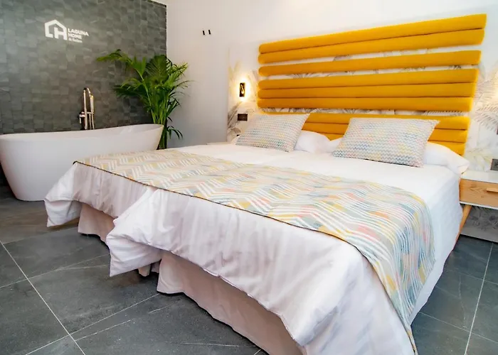 Laguna & Lägenhet *