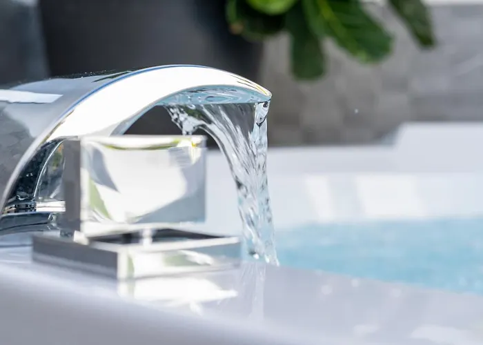 Laguna & * لا لاغونا